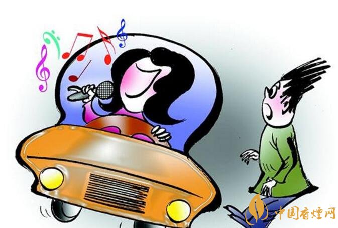 開(kāi)車(chē)抽煙扣分嗎，2018年開(kāi)車(chē)抽煙如何處罰