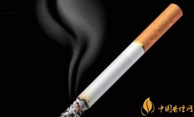 一天抽幾根煙合適，一天一包煙患癌幾率大