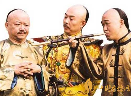 紀(jì)曉嵐愛(ài)抽煙是真的嗎，紀(jì)曉嵐抽的什么煙