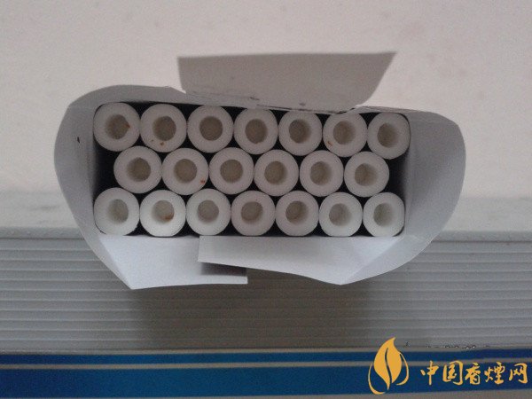 品味白沙和天下香煙 享白沙軟和天下寧靜致遠悠悠煙香