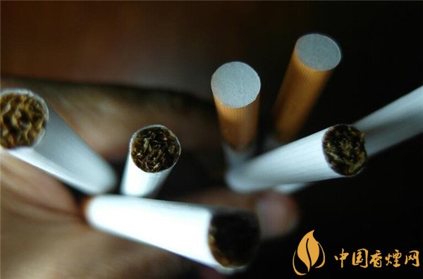 紅梅煙價(jià)格表和圖片 紅梅煙(紅梅醇香1)多少錢(qián)一盒